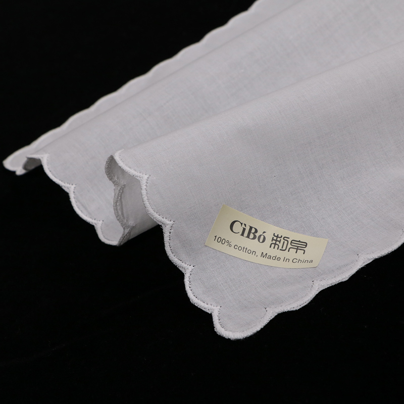 Monogrammed Handkerchief - Fazzoletti in cotone bianco con bordo