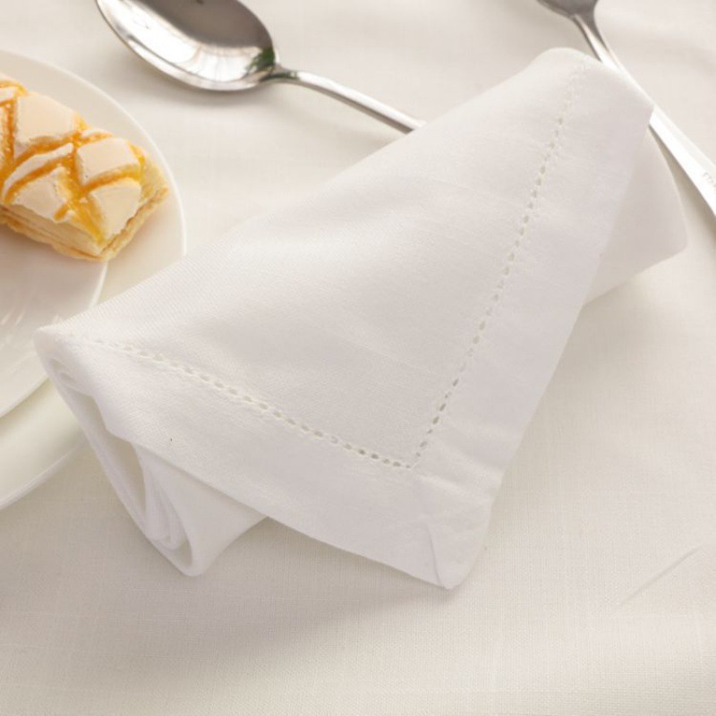 Tovagliolo quadrato di lusso p - Monogrammed Handkerchief recensione e prezzo