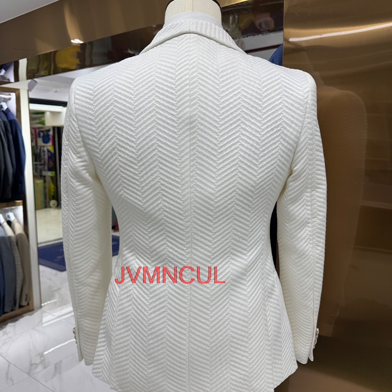 Completo da Uomo Moderno a 3 P - Men'S Formal Wear For Reception recensione e prezzo