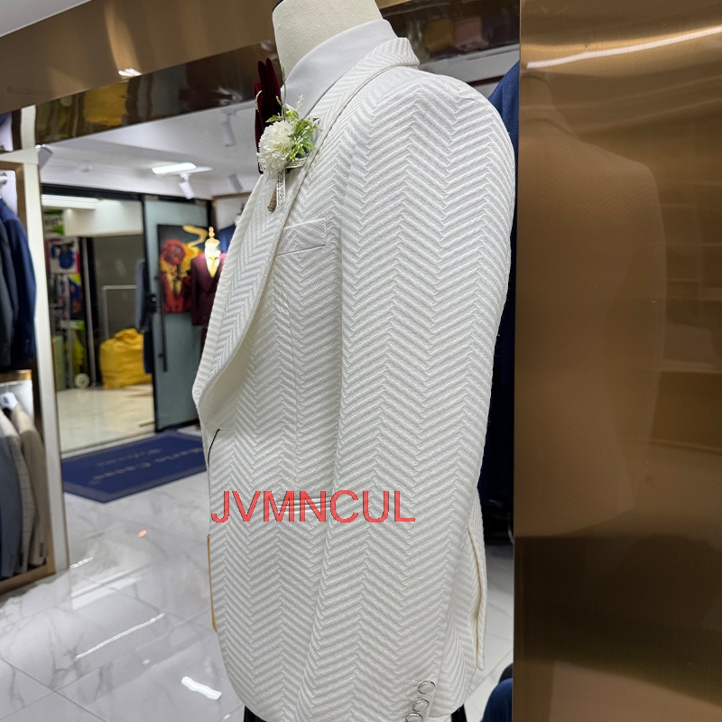 Completo da Uomo Moderno a 3 P - Men'S Formal Wear For Reception recensione e prezzo