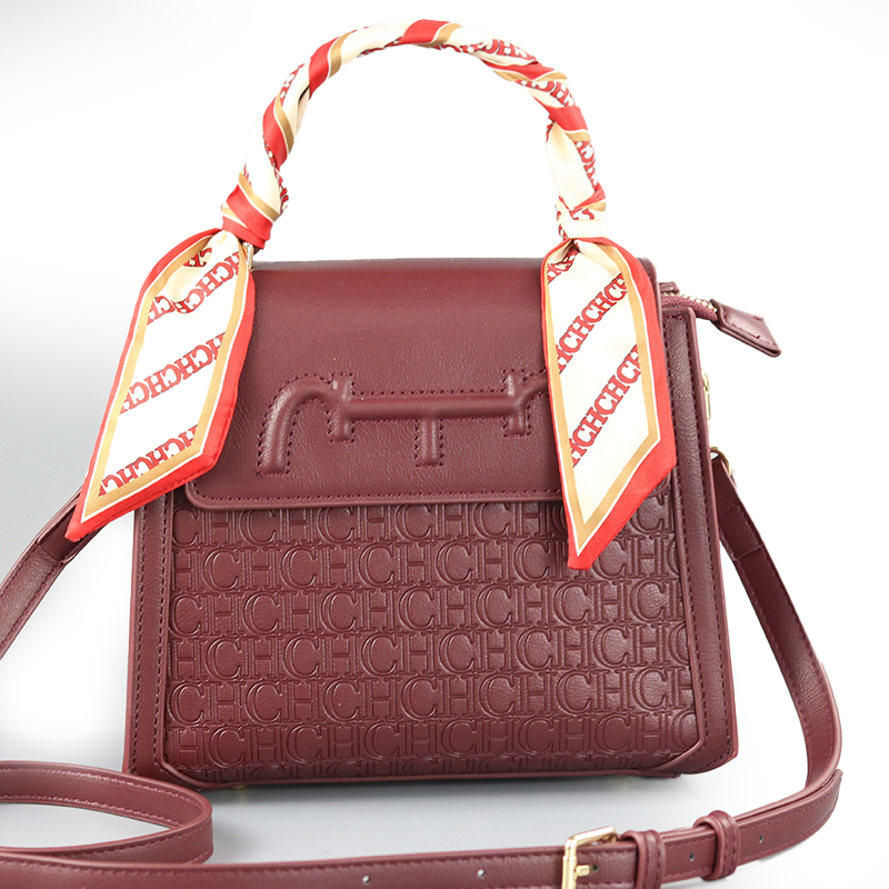 Borsa a Tracolla da Donna CH c - Monogrammed Handkerchief recensione e prezzo