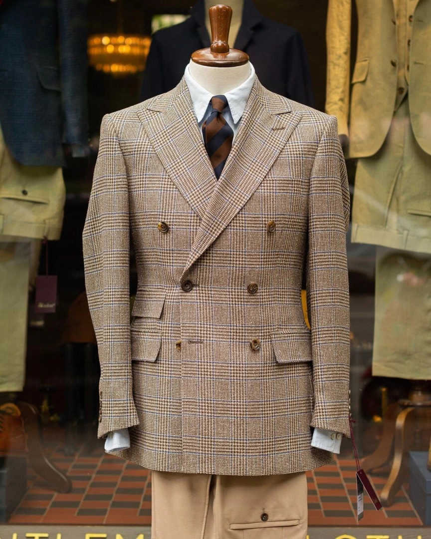 Abito da Uomo Doppiopetto a Qu - Men'S Formal Wear For Reception recensione e prezzo
