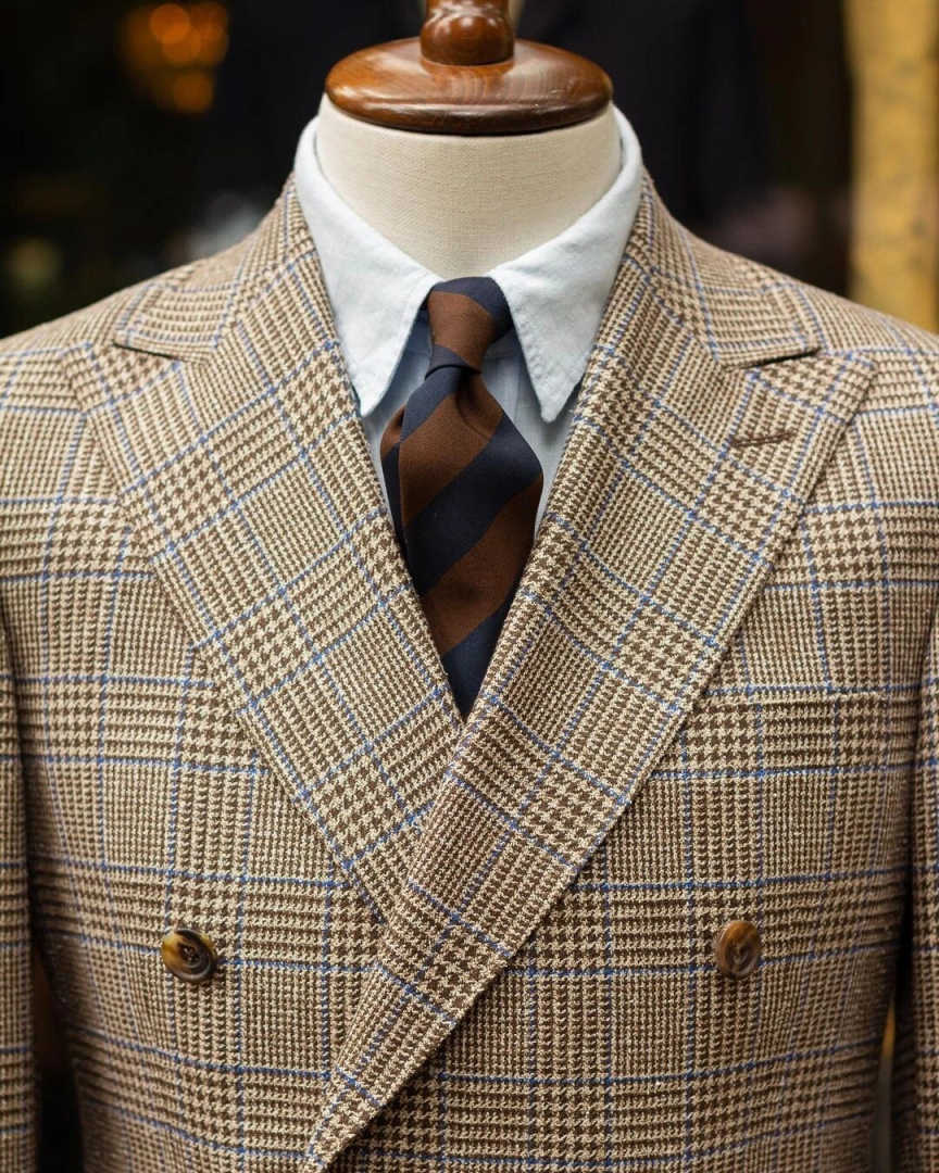 Abito da Uomo Doppiopetto a Qu - Men'S Formal Wear For Reception recensione e prezzo