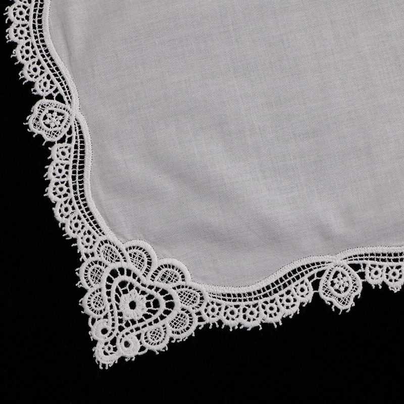 A004 Fazzoletti in Pizzo di Co - Monogrammed Handkerchief recensione e prezzo