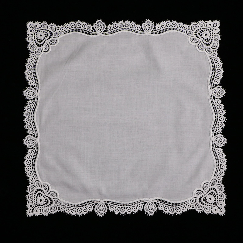 A004 Fazzoletti in Pizzo di Co - Monogrammed Handkerchief recensione e prezzo
